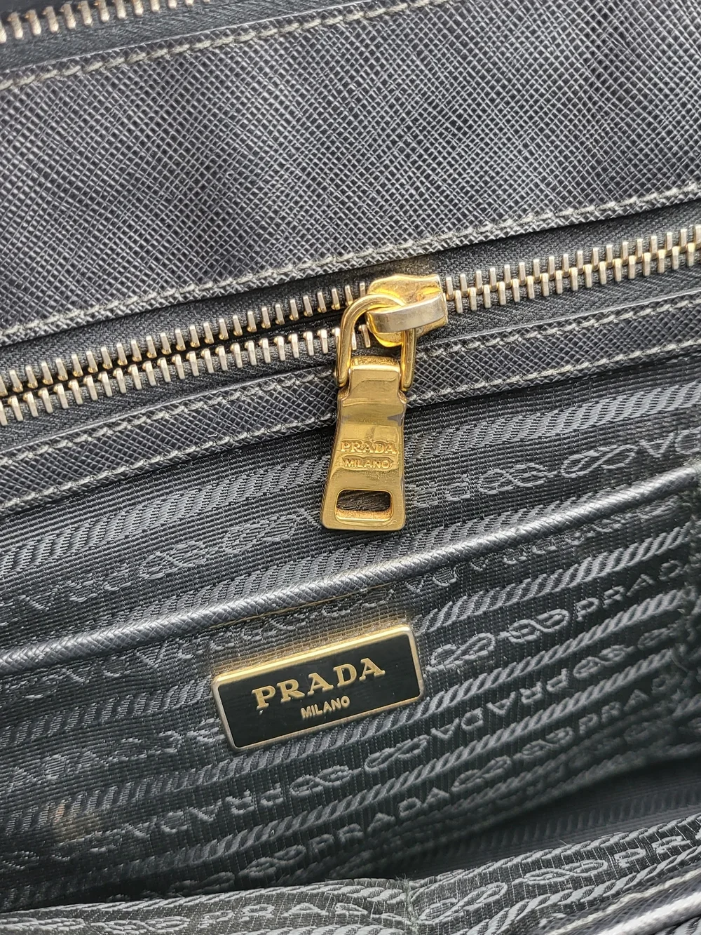PRADA Black Saffiano Galleria Lux Leather Double Zip Medium Tote Bag,Auth w/COA.